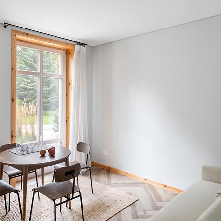 Uz Juru Mariu Appartement Juodkrantė Kamer foto