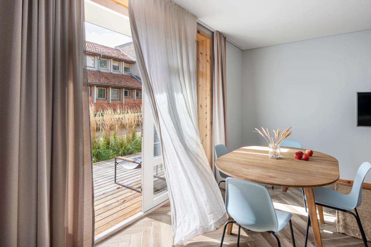 Uz Juru Mariu Appartement Juodkrantė Kamer foto