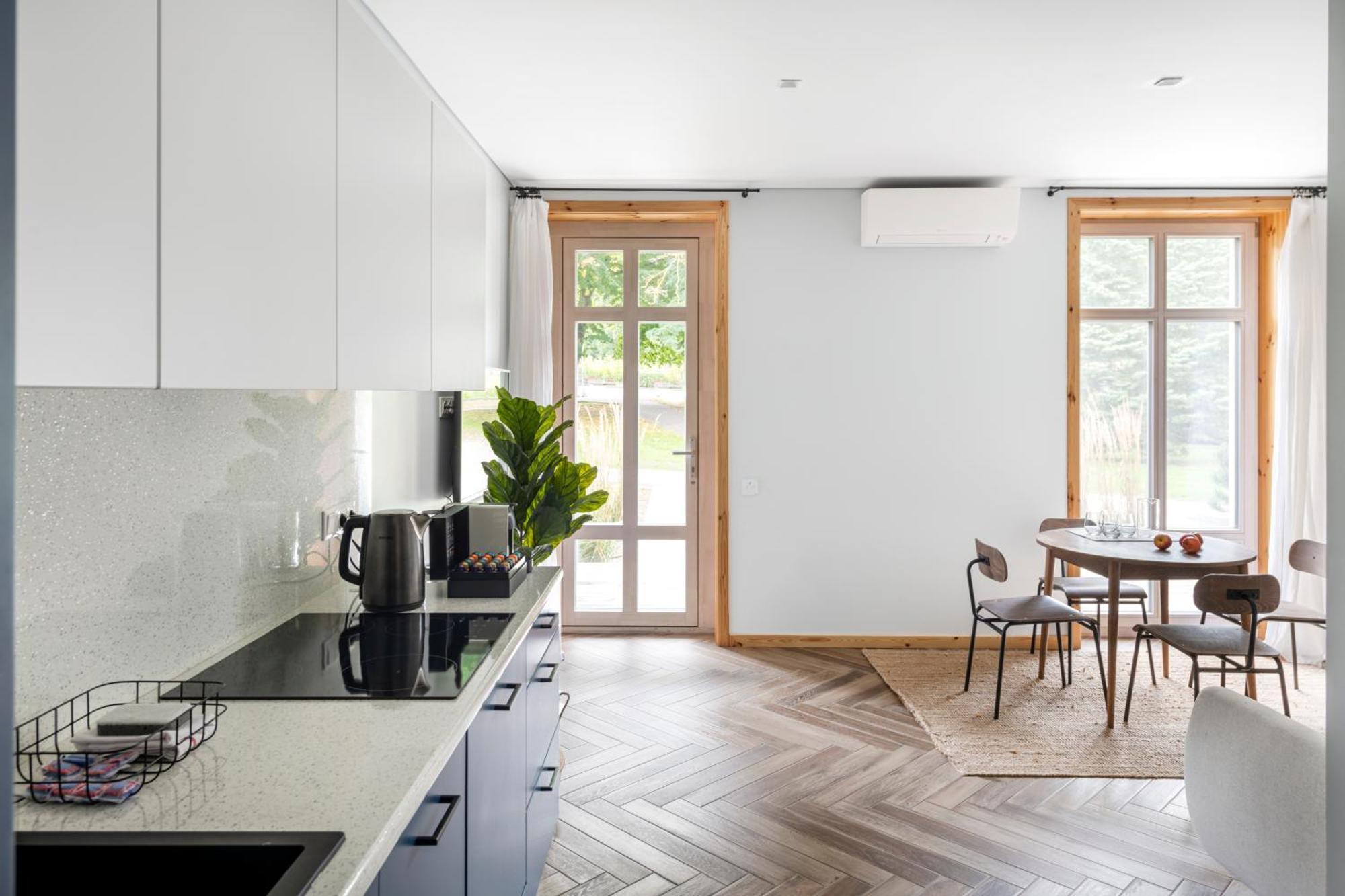 Uz Juru Mariu Appartement Juodkrantė Kamer foto