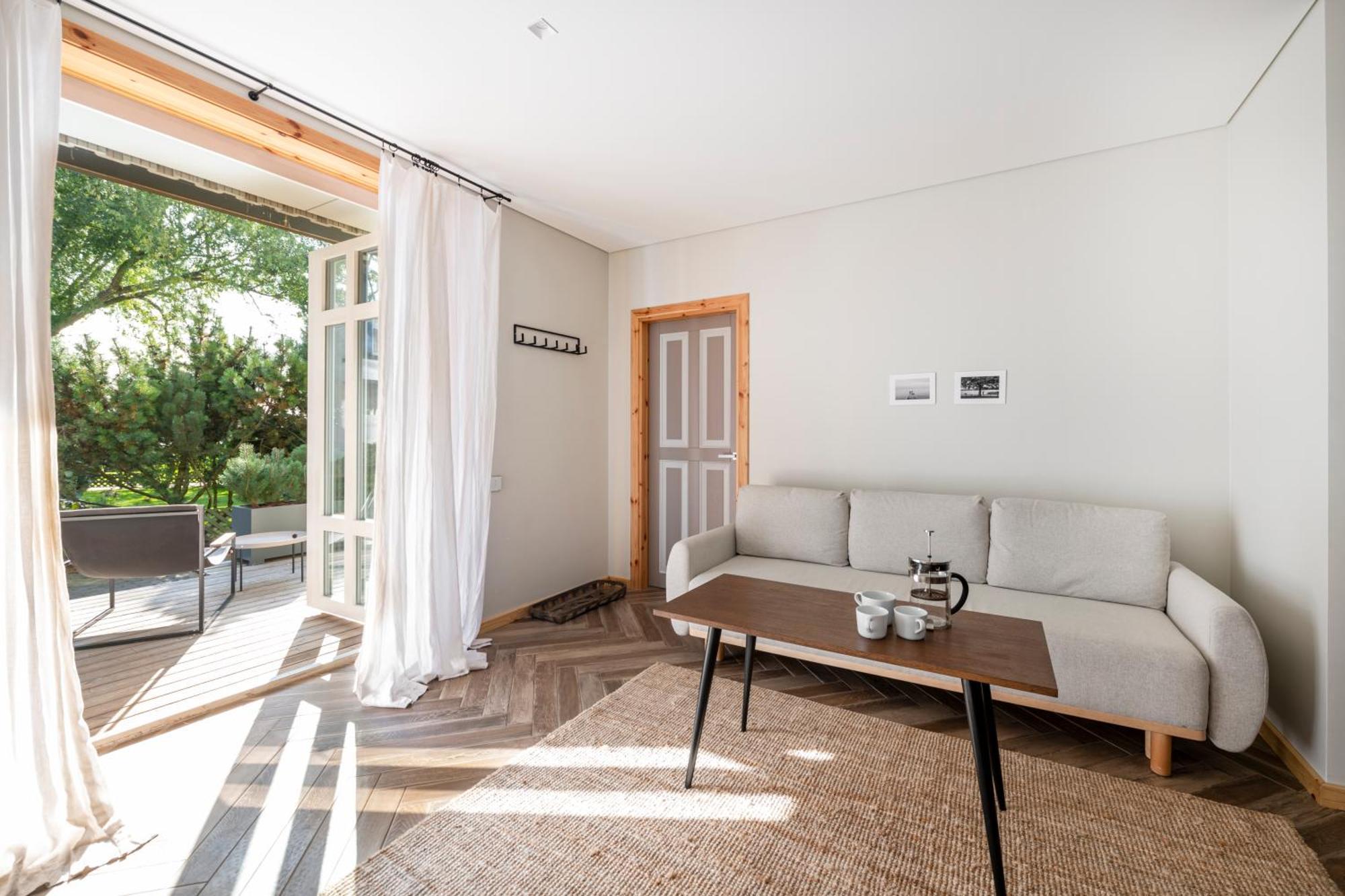 Uz Juru Mariu Appartement Juodkrantė Kamer foto